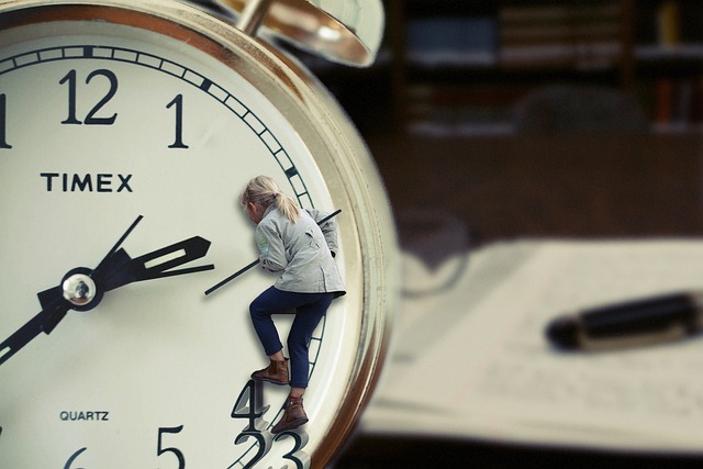 Jak efektywnie zarządzać sobą w czasie i mieć czas?