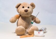 Na czym może polegać przedmiotowe i podmiotowe traktowanie człowieka? Na czym może polegać przedmiotowe i podmiotowe traktowanie człowieka?